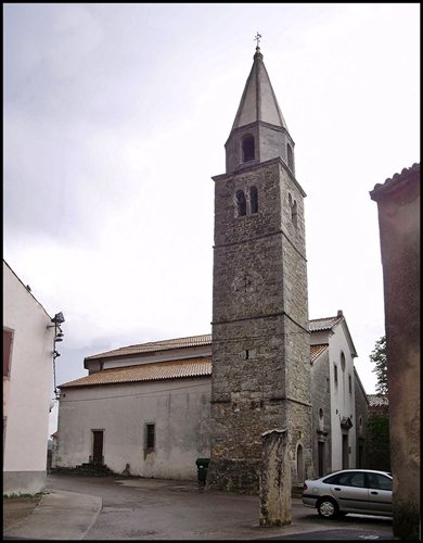 Sveti Bartol-župna crkva u Roču