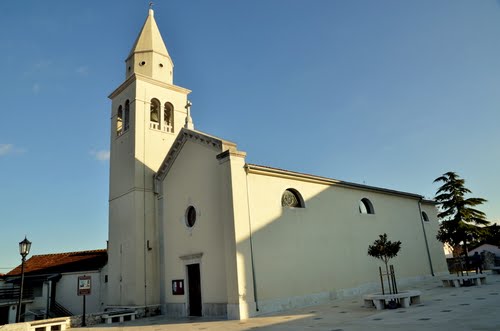 Sveti Bernard-župna crkva u Funtani