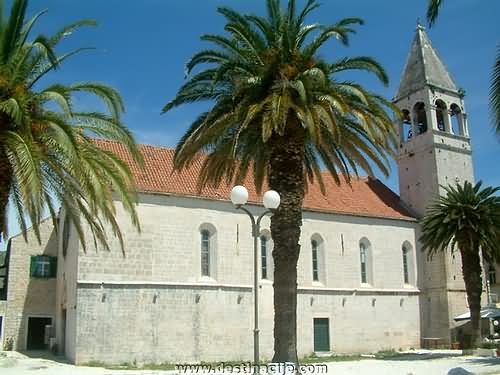 Sveti Dominik-crkva u Trogiru