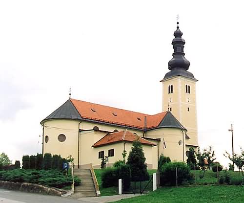 Sveti Juraj-župna crkva u Gornjoj Stubici