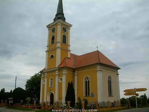 Sveti Juraj-župna crkva u Svetom Đurđu