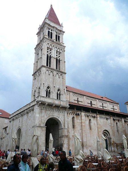 Sveti Lovro, đakon i mučenik-katedrala u Trogiru
