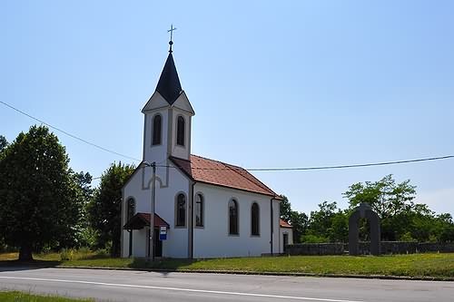 Sveti Matej-župna crkva u Širokoj Kuli