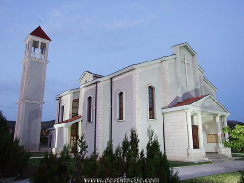 Sveti Nikola Tavelić - župna crkva u Lišanima Ostrovičkim