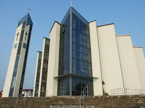 Sveti Petar i Pavao-župna crkva u Velikog Gorici