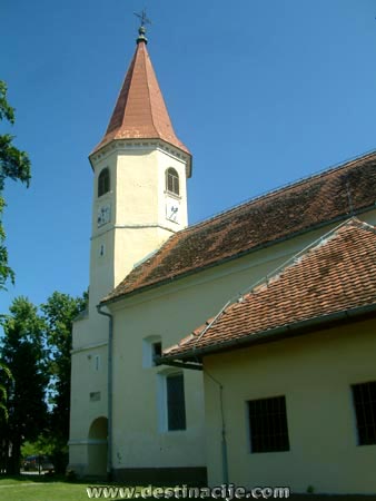 Sveti Siksto papa-župna crkva u Pribiću